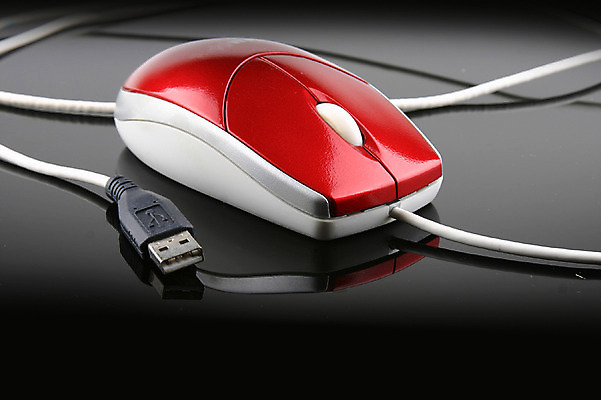 포토 JPG 스튜디오촬영 선 실내 정보기술 그림자 근접촬영 사람없음 전자제품 컴퓨터 컴퓨터용품 기계 전선 도구 마우스 USB USB케이블 분석 오브젝트 휠마우스 국내포토 뷰포인트 컨셉 기술 내부 파일형식