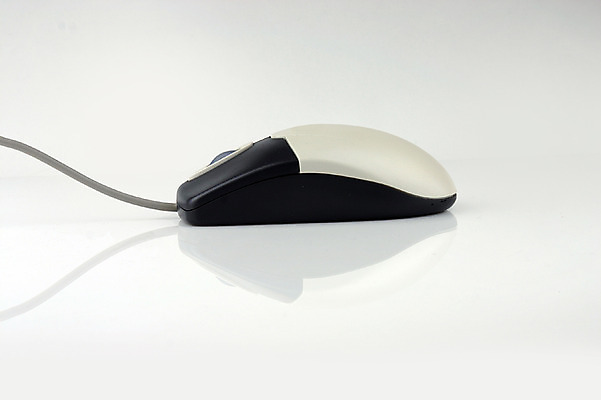 포토 JPG 스튜디오촬영 선 실내 정보기술 그림자 사람없음 전자제품 컴퓨터 컴퓨터용품 기계 도구 마우스 분석 오브젝트 휠마우스 국내포토 컨셉 기술 내부 파일형식