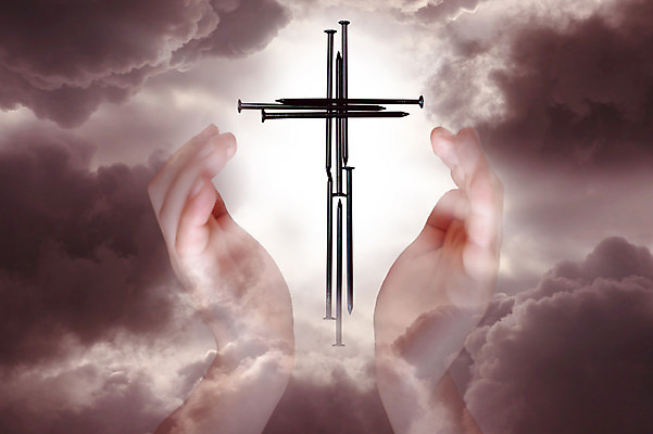 PSD 구름 편집 편집이미지 손 기독교 종교 십자가 하늘 사람없음 신체부위 못 이미지편집 자연요소 사람 공구 파일형식