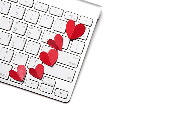 포토 JPG 스튜디오촬영 백그라운드 사람없음 장식 하트 키보드 오브젝트 색종이 국내포토 모양 종이 실내 파일형식