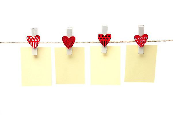 포토 JPG 스튜디오촬영 종이 백그라운드 집게 누끼 사람없음 장식 하트 빨랫줄 오브젝트 포스트잇 국내포토 모양 줄 실내 메모지 파일형식