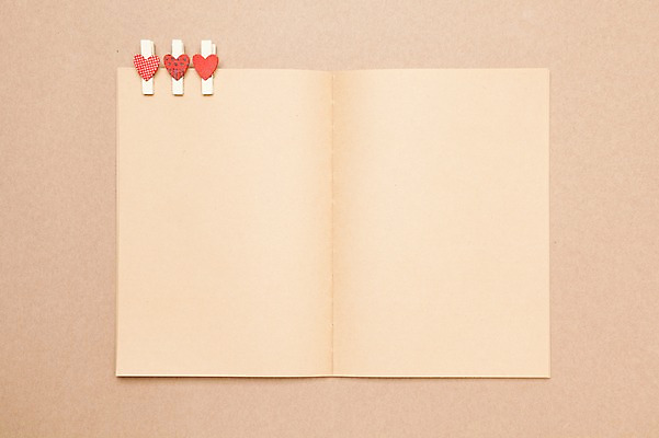 포토 JPG 스튜디오촬영 백그라운드 문구용품 학용품 집게 누끼 사람없음 공책 하트 오브젝트 국내포토 모양 실내 파일형식