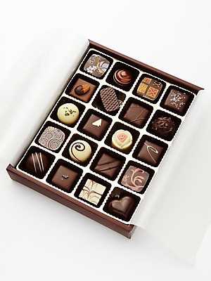 포토 JPG 스튜디오촬영 기념일 음식 디저트 실내 발렌타인데이 사랑 이벤트 사람없음 상자 초콜릿 달콤 국내포토 감정 데이이벤트 내부 맛 파일형식