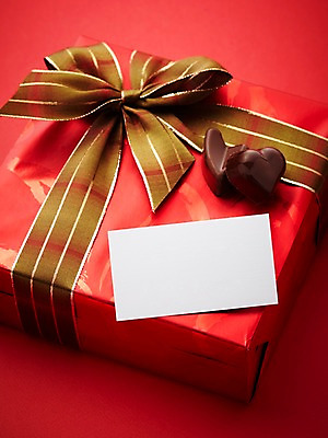 포토 JPG 스튜디오촬영 기념일 음식 디저트 실내 발렌타인데이 선물 사랑 이벤트 사람없음 선물상자 초콜릿 달콤 국내포토 카드프레임 감정 데이이벤트 프레임 내부 상자 맛 파일형식