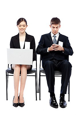 포토 JPG 스튜디오촬영 전신 서양인 외국인 해외기획촬영 직업 여자 2011년태국 남자 대학생 포즈 의자 비즈니스 모션 실내 미소 웃음 들기 누끼 사람 앉기 정장 20대 성인 두명 비즈니스라이프 노트북 스마트폰 핸드폰 컴퓨터 경쟁 구직 직장인 기다림 이름표 면접 취업준비생 열정 수험표 청년만 성인만 국내포토 학생 라이프스타일 옷 감정 가구 컨셉 표정 인종 청년 내부 전자제품 스마트기기 파일형식
