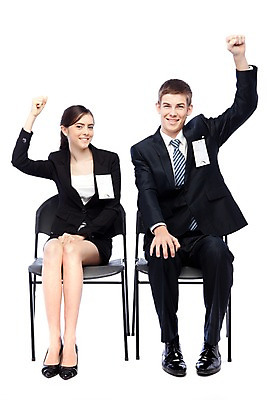 포토 JPG 스튜디오촬영 전신 서양인 외국인 해외기획촬영 직업 여자 2011년태국 남자 대학생 포즈 의자 비즈니스 모션 실내 미소 웃음 누끼 사람 앉기 정장 손짓 20대 성인 두명 비즈니스라이프 손들기 경쟁 구직 직장인 이름표 면접 취업준비생 열정 수험표 청년만 성인만 국내포토 학생 라이프스타일 옷 감정 가구 컨셉 표정 인종 청년 내부 파일형식