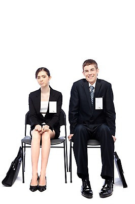 포토 JPG 스튜디오촬영 전신 서양인 외국인 해외기획촬영 직업 여자 2011년태국 남자 대학생 포즈 의자 서류가방 가방 비즈니스 모션 실내 미소 웃음 누끼 사람 앉기 정장 손짓 20대 성인 두명 비즈니스라이프 경쟁 구직 직장인 기다림 이름표 지루함 면접 취업준비생 열정 수험표 긴장 청년만 성인만 국내포토 학생 라이프스타일 잡화 옷 감정 가구 컨셉 표정 인종 청년 내부 파일형식