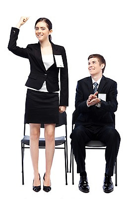 포토 JPG 스튜디오촬영 전신 서양인 외국인 해외기획촬영 직업 응시 여자 2011년태국 남자 대학생 포즈 의자 비즈니스 모션 실내 서기 미소 웃음 누끼 사람 앉기 정장 손짓 20대 성인 두명 비즈니스라이프 경쟁 기쁨 구직 축하 직장인 이름표 박수 합격 면접 취업준비생 열정 수험표 청년만 성인만 국내포토 학생 라이프스타일 시선 옷 감정 가구 컨셉 표정 인종 청년 내부 파일형식