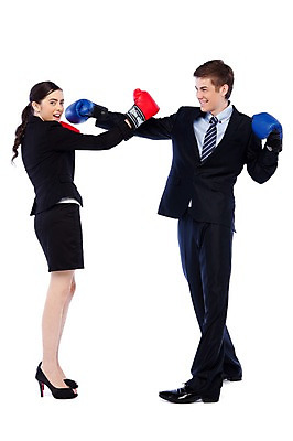 포토 JPG 스튜디오촬영 전신 서양인 외국인 해외기획촬영 직업 여자 2011년태국 남자 대학생 포즈 비즈니스 모션 실내 서기 미소 웃음 누끼 사람 정장 20대 성인 두명 비즈니스라이프 경쟁 권투 구직 권투글러브 펀치 직장인 이름표 라이벌 면접 싸움 취업준비생 열정 수험표 권투용품 청년만 성인만 국내포토 학생 라이프스타일 옷 감정 스포츠용품 컨셉 표정 인종 청년 내부 격투기 글러브 파일형식