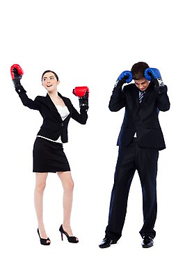 포토 JPG 스튜디오촬영 전신 서양인 외국인 해외기획촬영 직업 여자 2011년태국 남자 대학생 포즈 비즈니스 모션 실내 서기 미소 웃음 누끼 사람 정장 20대 성인 두명 비즈니스라이프 경쟁 권투 구직 우승 권투글러브 직장인 이름표 라이벌 면접 싸움 취업준비생 열정 수험표 패배 권투용품 청년만 성인만 국내포토 학생 라이프스타일 옷 감정 스포츠용품 컨셉 표정 인종 청년 내부 격투기 글러브 최고 파일형식