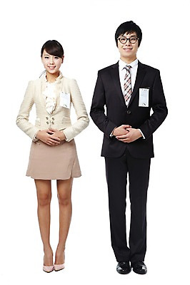 포토 JPG 스튜디오촬영 전신 직업 여자 남자 대학생 포즈 비즈니스 모션 실내 서기 미소 웃음 누끼 사람 동양인 정장 20대 성인 두명 비즈니스라이프 경쟁 한국인 구직 예절 직장인 이름표 면접 취업준비생 열정 수험표 청년만 성인만 국내포토 학생 라이프스타일 옷 감정 컨셉 표정 인종 청년 내부 파일형식