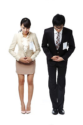 포토 JPG 스튜디오촬영 전신 직업 여자 남자 대학생 포즈 비즈니스 모션 실내 서기 누끼 사람 동양인 정장 20대 성인 두명 비즈니스라이프 경쟁 한국인 구직 인사 직장인 이름표 면접 취업준비생 열정 수험표 청년만 성인만 국내포토 학생 라이프스타일 옷 감정 컨셉 인종 청년 내부 예절 파일형식