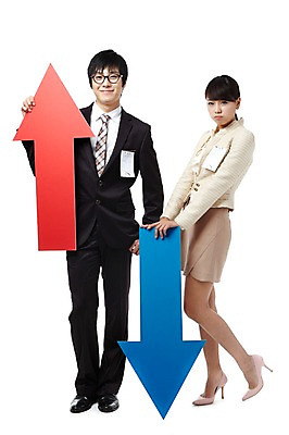 포토 JPG 스튜디오촬영 전신 직업 여자 남자 화살표 대학생 포즈 비즈니스 모션 실내 서기 미소 웃음 들기 누끼 사람 동양인 정장 20대 성인 두명 비즈니스라이프 경쟁 기쁨 한국인 구직 슬픔 축하 직장인 이름표 하락 합격 면접 상승 취업준비생 열정 수험표 불합격 청년만 성인만 국내포토 학생 라이프스타일 옷 감정 컨셉 표정 인종 청년 내부 파일형식