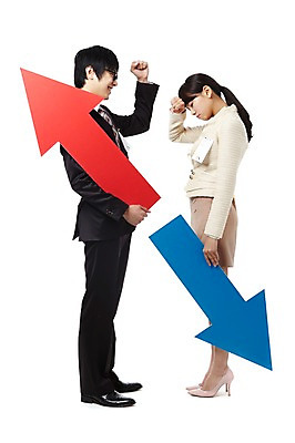 포토 JPG 스튜디오촬영 전신 직업 여자 남자 화살표 대학생 포즈 비즈니스 모션 실내 서기 미소 웃음 들기 누끼 사람 동양인 정장 손짓 20대 성인 두명 비즈니스라이프 경쟁 기쁨 한국인 구직 슬픔 축하 직장인 이름표 하락 합격 면접 상승 취업준비생 열정 수험표 불합격 청년만 성인만 국내포토 학생 라이프스타일 옷 감정 컨셉 표정 인종 청년 내부 파일형식