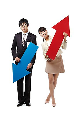 포토 JPG 스튜디오촬영 전신 직업 여자 남자 화살표 대학생 포즈 비즈니스 모션 실내 서기 미소 웃음 들기 누끼 사람 동양인 정장 20대 성인 두명 비즈니스라이프 경쟁 기쁨 한국인 구직 슬픔 축하 직장인 이름표 하락 합격 면접 상승 취업준비생 열정 수험표 불합격 청년만 성인만 국내포토 학생 라이프스타일 옷 감정 컨셉 표정 인종 청년 내부 파일형식