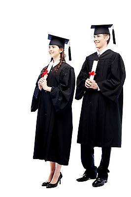 포토 JPG 스튜디오촬영 전신 서양인 외국인 해외기획촬영 학생 응시 여자 2011년태국 기념일 남자 리본 대학생 포즈 학사모 졸업 모션 성공 졸업식 실내 졸업생 서기 미소 웃음 들기 누끼 사람 이벤트 20대 성인 두명 장식 친구 축하 가운 졸업가운 결과 졸업장 청년만 성인만 국내포토 모자_잡화 시선 옷 교육 컨셉 관계 표정 인종 청년 내부 파일형식