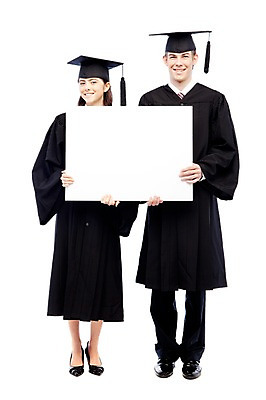 포토 JPG 스튜디오촬영 전신 서양인 외국인 해외기획촬영 학생 여자 2011년태국 기념일 남자 대학생 포즈 학사모 졸업 모션 성공 졸업식 안내 알림판 실내 졸업생 서기 미소 웃음 들기 누끼 사람 이벤트 20대 성인 두명 친구 축하 가운 졸업가운 결과 알림 청년만 성인만 국내포토 모자_잡화 옷 교육 컨셉 관계 표정 인종 청년 내부 파일형식