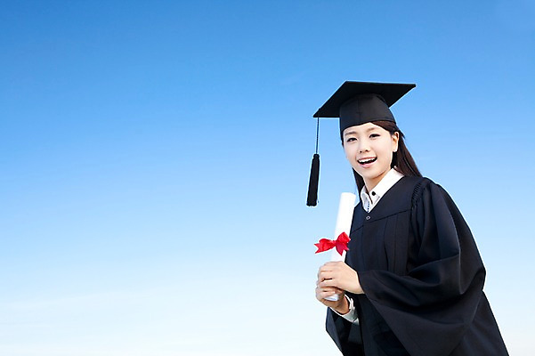 포토 JPG 학생 여자 기념일 리본 대학생 포즈 학사모 졸업 모션 하늘 성공 졸업식 졸업생 한명 서기 미소 웃음 들기 사람 동양인 이벤트 상반신 20대 성인 야외 장식 한국인 축하 가운 졸업가운 결과 졸업장 여자만 여자한명만 성인여자만 청년만 청년여자만 성인한명만 청년여자한명만 성인여자한명만 성인만 국내포토 모자_잡화 1 옷 교육 컨셉 표정 인종 청년 파일형식