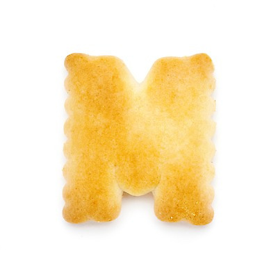 포토 JPG 스튜디오촬영 문자 알파벳 영어 음식 대문자 디저트 실내 누끼 사람없음 쿠키 과자 빵집 M 국내포토 내부 상점 파일형식