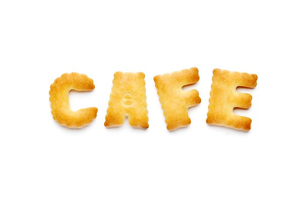 포토 JPG 스튜디오촬영 문자 알파벳 영어 음식 대문자 디저트 실내 누끼 사람없음 단어 쿠키 과자 카페 빵집 국내포토 내부 상점 파일형식