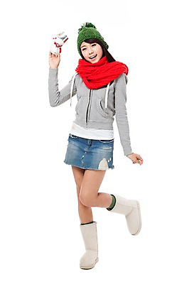 포토 JPG 스튜디오촬영 전신 모자 학생 계절 여자 기념일 행복 인형 대학생 포즈 크리스마스장식 크리스마스 겨울 모션 눈사람 크리스마스용품 실내 한명 서기 미소 웃음 들기 누끼 사람 동양인 이벤트 20대 성인 장식 목도리 기쁨 한국인 즐거움 오브젝트 여자만 여자한명만 성인여자만 청년만 청년여자만 성인한명만 청년여자한명만 성인여자한명만 성인만 국내포토 1 잡화 감정 표정 인종 청년 내부 용품 파일형식