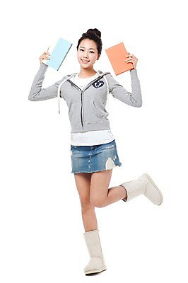 포토 JPG 스튜디오촬영 전신 학생 라이프스타일 여자 교육 대학생 포즈 모션 대학생라이프 실내 한명 서기 미소 웃음 들기 누끼 사람 동양인 20대 성인 책 캠퍼스라이프 한국인 두권 여자만 여자한명만 성인여자만 청년만 청년여자만 성인한명만 청년여자한명만 성인여자한명만 성인만 국내포토 1 2 표정 인종 청년 내부 생활 파일형식