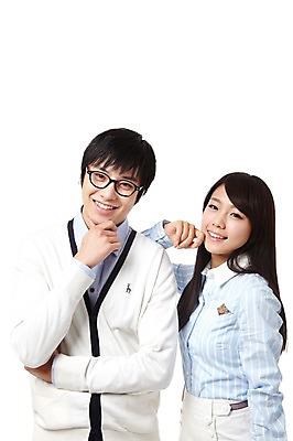 포토 JPG 스튜디오촬영 학생 라이프스타일 여자 교육 남자 대학생 포즈 모션 대학생라이프 실내 미소 웃음 누끼 사람 동양인 손짓 상반신 20대 성인 두명 캠퍼스라이프 한국인 청년만 성인만 국내포토 표정 인종 청년 내부 생활 파일형식