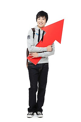 포토 JPG 스튜디오촬영 전신 학생 라이프스타일 잡화 교육 남자 화살표 대학생 포즈 가방 모션 대학생라이프 실내 한명 서기 미소 웃음 들기 누끼 사람 동양인 20대 성인 캠퍼스라이프 기쁨 한국인 발전 즐거움 상승 긍정적 업그레이드 남자만 남자한명만 성인남자만 청년만 청년남자만 청년남자한명만 성인한명만 성인남자한명만 성인만 국내포토 1 감정 컨셉 표정 인종 청년 내부 생활 파일형식