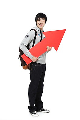 포토 JPG 스튜디오촬영 전신 학생 라이프스타일 잡화 교육 남자 화살표 대학생 포즈 가방 모션 대학생라이프 실내 한명 서기 미소 웃음 들기 누끼 사람 동양인 20대 성인 캠퍼스라이프 기쁨 한국인 발전 즐거움 상승 긍정적 업그레이드 남자만 남자한명만 성인남자만 청년만 청년남자만 청년남자한명만 성인한명만 성인남자한명만 성인만 국내포토 1 감정 컨셉 표정 인종 청년 내부 생활 파일형식