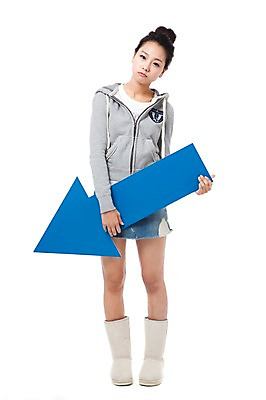 포토 JPG 스튜디오촬영 전신 학생 라이프스타일 여자 교육 화살표 대학생 포즈 모션 대학생라이프 실내 한명 서기 들기 누끼 사람 동양인 20대 성인 캠퍼스라이프 한국인 슬픔 하락 부정적 여자만 여자한명만 성인여자만 청년만 청년여자만 성인한명만 청년여자한명만 성인여자한명만 성인만 국내포토 1 감정 컨셉 인종 청년 내부 생활 파일형식