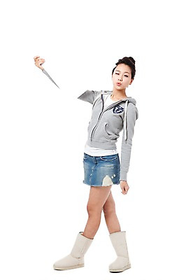 포토 JPG 스튜디오촬영 전신 학생 라이프스타일 여자 교육 대학생 포즈 모션 대학생라이프 안내 알림판 실내 윙크 한명 서기 미소 웃음 들기 누끼 사람 동양인 손짓 20대 성인 캠퍼스라이프 한국인 알림 여자만 여자한명만 성인여자만 청년만 청년여자만 성인한명만 청년여자한명만 성인여자한명만 성인만 국내포토 1 표정 인종 청년 내부 생활 파일형식