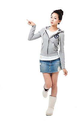 포토 JPG 스튜디오촬영 전신 학생 라이프스타일 여자 교육 대학생 포즈 모션 대학생라이프 실내 한명 서기 미소 웃음 누끼 사람 동양인 손짓 20대 성인 캠퍼스라이프 한국인 가리킴 여자만 여자한명만 성인여자만 청년만 청년여자만 성인한명만 청년여자한명만 성인여자한명만 성인만 국내포토 1 표정 인종 청년 내부 생활 파일형식