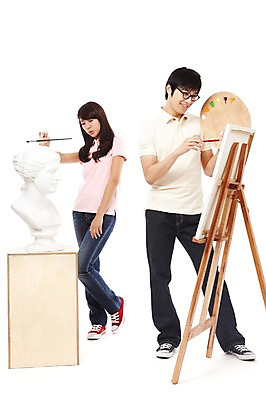 포토 JPG 스튜디오촬영 전신 직업 학생 라이프스타일 여자 교육 남자 대학생 포즈 모션 대학생라이프 실내 미술 서기 미소 웃음 들기 누끼 사람 동양인 20대 성인 두명 캠퍼스라이프 물감 미술도구 한국인 붓 팔레트 이젤 열정 캔버스 석고상 미대생 석고 청년만 성인만 국내포토 감정 문화예술 표정 인종 청년 내부 생활 오브젝트 파일형식