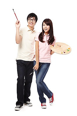 포토 JPG 스튜디오촬영 전신 직업 학생 라이프스타일 여자 교육 남자 대학생 포즈 모션 대학생라이프 실내 미술 서기 미소 웃음 들기 누끼 사람 동양인 20대 성인 두명 캠퍼스라이프 물감 미술도구 한국인 붓 팔레트 열정 미대생 청년만 성인만 국내포토 감정 문화예술 표정 인종 청년 내부 생활 오브젝트 파일형식