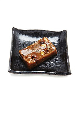 포토 JPG 스튜디오촬영 접시 명절 한식 음식 디저트 떡 한국 실내 누끼 사람없음 전통음식 공주떡 국내포토 전통 식기 기념일 아시아 내부 파일형식