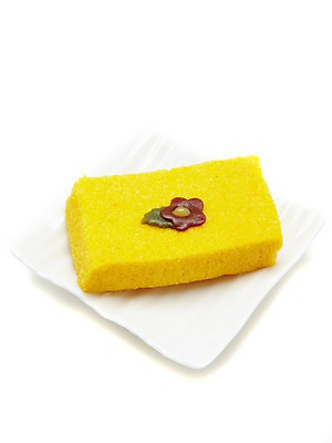 포토 JPG 스튜디오촬영 접시 명절 한식 음식 디저트 떡 한국 실내 누끼 사람없음 노란색 전통음식 설기 국내포토 전통 식기 기념일 아시아 컬러 내부 파일형식