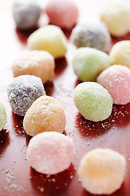 포토 JPG 스튜디오촬영 접시 명절 한식 음식 디저트 떡 한국 실내 사람없음 전통음식 경단 국내포토 전통 식기 기념일 아시아 내부 파일형식