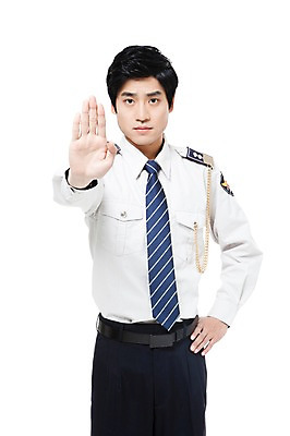 포토 JPG 스튜디오촬영 직업 남자 허리손 포즈 유니폼 모션 실내 경고 한명 서기 누끼 사람 동양인 손짓 상반신 20대 성인 한국인 금지 작업실 경찰 전문직 경찰복 남자만 남자한명만 성인남자만 청년만 청년남자만 청년남자한명만 성인한명만 성인남자한명만 성인만 국내포토 1 옷 인종 청년 내부 파일형식