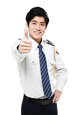 포토 JPG 스튜디오촬영 직업 남자 허리손 포즈 유니폼 모션 실내 한명 서기 미소 웃음 누끼 사람 동양인 손짓 상반신 20대 성인 한국인 엄지손가락 최고 작업실 경찰 전문직 경찰복 남자만 남자한명만 성인남자만 청년만 청년남자만 청년남자한명만 성인한명만 성인남자한명만 성인만 국내포토 1 옷 손가락 표정 인종 청년 내부 파일형식