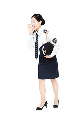포토 JPG 스튜디오촬영 전신 직업 모자 잡화 여자 포즈 유니폼 모션 실내 한명 서기 미소 웃음 들기 누끼 사람 동양인 손짓 20대 성인 외침 한국인 작업실 경찰 전문직 경찰복 여경 경찰모자 여자만 여자한명만 성인여자만 청년만 청년여자만 성인한명만 청년여자한명만 성인여자한명만 성인만 국내포토 모자_잡화 1 옷 표정 인종 청년 내부 소리 파일형식