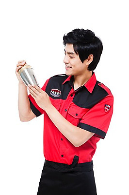포토 JPG 스튜디오촬영 직업 응시 남자 포즈 유니폼 모션 실내 한명 서기 미소 웃음 들기 누끼 사람 동양인 손짓 상반신 20대 성인 한국인 칵테일 작업실 전문직 종업원 서비스 바텐더 칵테일쇼 남자만 남자한명만 성인남자만 청년만 청년남자만 청년남자한명만 성인한명만 성인남자한명만 성인만 국내포토 1 시선 옷 주류 표정 인종 청년 내부 쇼 파일형식