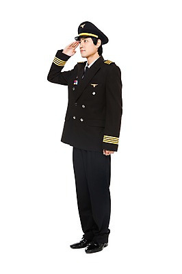 포토 JPG 스튜디오촬영 전신 직업 남자 포즈 유니폼 모션 실내 한명 서기 누끼 사람 동양인 손짓 20대 성인 한국인 예절 인사 작업실 전문직 파일럿 승무원 경례 기장 남자만 남자한명만 성인남자만 청년만 청년남자만 청년남자한명만 성인한명만 성인남자한명만 성인만 국내포토 1 옷 인종 청년 내부 파일형식