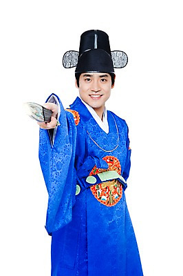 포토 JPG 스튜디오촬영 한국문화 한국전통 전통 남자 행복 문화 포즈 신랑 결혼 전통소품 한국 실내 한명 서기 웃음 들기 누끼 사람 동양인 상반신 20대 성인 기쁨 한국인 가리킴 부채 전통의상 한복 오브젝트 전통혼례 혼례복 남자만 남자한명만 성인남자만 청년만 청년남자만 청년남자한명만 성인한명만 성인남자한명만 성인만 국내포토 1 동양문화 감정 아시아 모션 표정 인종 손짓 이벤트 청년 내부 전통의례 파일형식