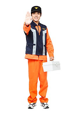 포토 JPG 스튜디오촬영 전신 직업 모자 잡화 남자 포즈 유니폼 모션 실내 경고 한명 서기 미소 웃음 들기 누끼 사람 동양인 손짓 20대 성인 치료 한국인 금지 작업실 정지 전문직 구급상자 구급약품 구급요원 응급구조사 남자만 남자한명만 성인남자만 청년만 청년남자만 청년남자한명만 성인한명만 성인남자한명만 성인만 국내포토 1 옷 의학 표정 인종 청년 내부 약 의료용품 파일형식