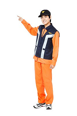 포토 JPG 스튜디오촬영 전신 직업 모자 잡화 남자 포즈 유니폼 모션 실내 한명 서기 미소 웃음 누끼 사람 동양인 손짓 20대 성인 치료 한국인 가리킴 작업실 전문직 구급요원 응급구조사 남자만 남자한명만 성인남자만 청년만 청년남자만 청년남자한명만 성인한명만 성인남자한명만 성인만 국내포토 1 옷 의학 표정 인종 청년 내부 파일형식