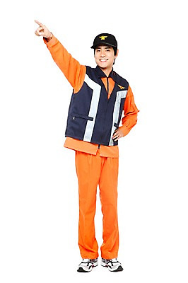 포토 JPG 스튜디오촬영 전신 직업 모자 잡화 남자 허리손 포즈 유니폼 모션 실내 한명 서기 미소 웃음 누끼 사람 동양인 손짓 20대 성인 치료 한국인 가리킴 작업실 전문직 구급요원 응급구조사 남자만 남자한명만 성인남자만 청년만 청년남자만 청년남자한명만 성인한명만 성인남자한명만 성인만 국내포토 1 옷 의학 표정 인종 청년 내부 파일형식