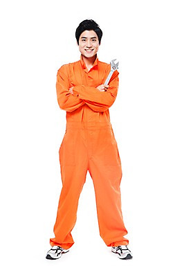 포토 JPG 스튜디오촬영 전신 직업 남자 포즈 모션 실내 작업복 한명 서기 미소 웃음 들기 누끼 사람 동양인 20대 성인 팔짱 한국인 공구 스패너 작업실 엔지니어 수리 전문직 정비공 남자만 남자한명만 성인남자만 청년만 청년남자만 청년남자한명만 성인한명만 성인남자한명만 성인만 국내포토 1 옷 표정 인종 청년 내부 도구 기술자 파일형식