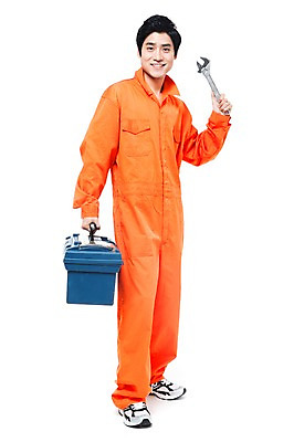 포토 JPG 스튜디오촬영 전신 직업 남자 포즈 모션 실내 작업복 한명 서기 미소 웃음 들기 누끼 사람 동양인 20대 성인 한국인 공구 스패너 작업실 엔지니어 수리 전문직 공구함 정비공 남자만 남자한명만 성인남자만 청년만 청년남자만 청년남자한명만 성인한명만 성인남자한명만 성인만 국내포토 1 옷 표정 인종 청년 내부 도구 기술자 파일형식