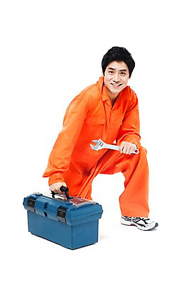 포토 JPG 스튜디오촬영 전신 직업 남자 포즈 모션 실내 작업복 한명 미소 웃음 들기 누끼 사람 앉기 동양인 20대 성인 한국인 공구 스패너 작업실 엔지니어 수리 전문직 무릎꿇기 공구함 정비공 남자만 남자한명만 성인남자만 청년만 청년남자만 청년남자한명만 성인한명만 성인남자한명만 성인만 국내포토 1 옷 표정 인종 청년 내부 도구 기술자 파일형식