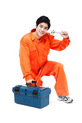 포토 JPG 스튜디오촬영 전신 직업 남자 포즈 모션 실내 작업복 한명 미소 웃음 들기 누끼 사람 앉기 동양인 20대 성인 한국인 공구 스패너 작업실 엔지니어 수리 전문직 무릎꿇기 공구함 정비공 남자만 남자한명만 성인남자만 청년만 청년남자만 청년남자한명만 성인한명만 성인남자한명만 성인만 국내포토 1 옷 표정 인종 청년 내부 도구 기술자 파일형식